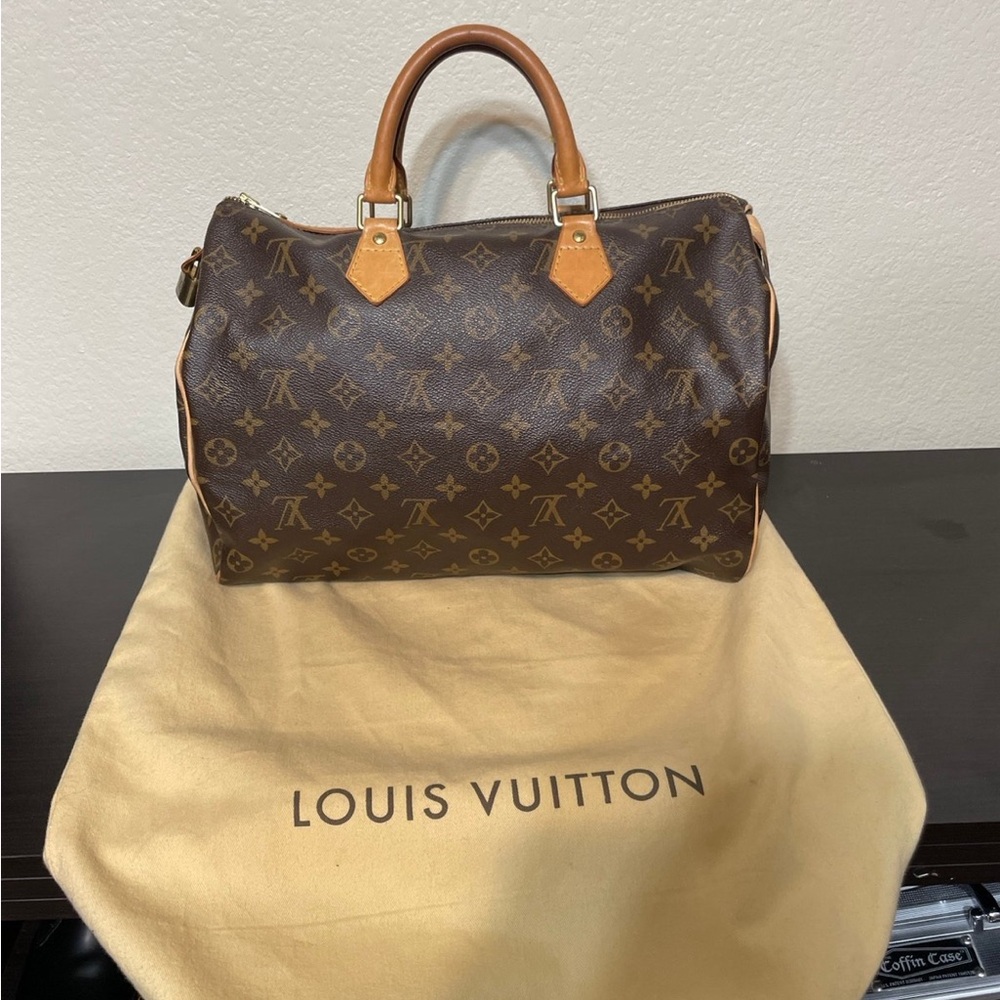 Louis Vuitton Speedy 40